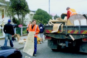 Ngaio Junk Drive, October 2006 Ngaio Junk Drive, October 2006