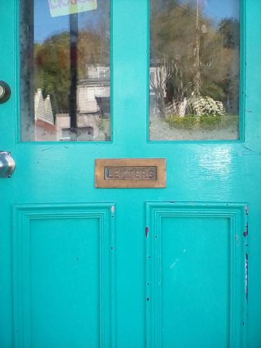 HMoore-Sams-Art-House